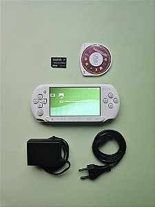 PSP Street (Playstation Portable) Branco 8Gb Lotado de Jogos + Jogo Mídia Física