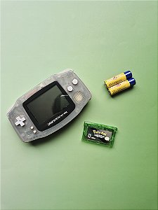 Game Boy Advance Translúcido + Pokémon Emerald Version + Pilhas