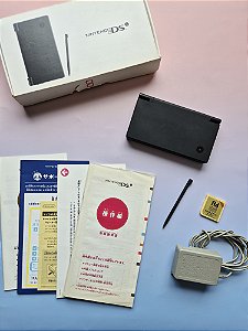Nintendo DSi Preto Com Caixa Completo + Cartucho R4 Lotado de Jogos