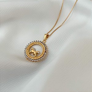 Colar Feminino Mandala Cavalo com Zircônia Banhado a Ouro 18K