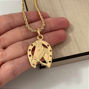 Colar Feminino Cavalo e Ferradura Robusto com Cordão Baiano Banhado a Ouro 18K