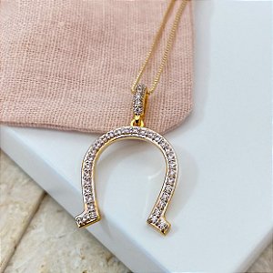 Colar Feminino Ferradura Grande Cravejada em Zircônia Banhado a Ouro 18K