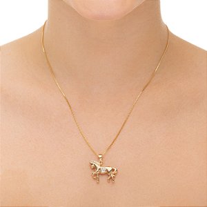 Colar Feminino Cavalo Realce Banhado a Ouro 18K