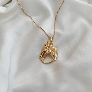 Colar Feminino Cavalo com Rédea Banhado a Ouro 18K