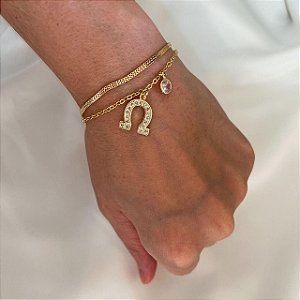 Pulseira Feminina Dupla com Ferradura Cravejada e Coração Banhada a Ouro 18K