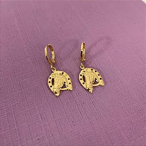 Brinco Cavalo e Ferradura Argolinha Banhado Ouro 18k