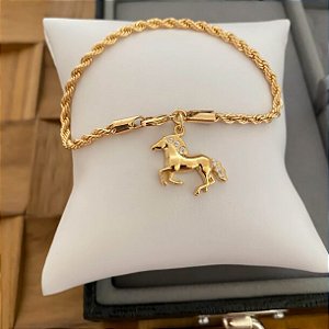 Pulseira Feminina Cavalo Zircônias no Cordão Baiano Banhado a Ouro 18k