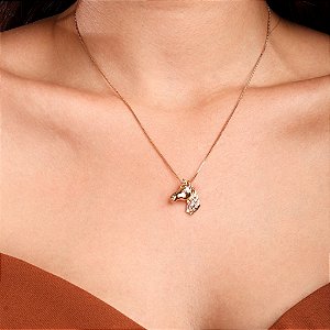 Colar Rosto de Cavalo Country detalhes Zircônias Banhado Ouro 18k