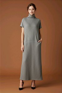 VESTIDO CONFORT EM TRICOT COM BOLSOS