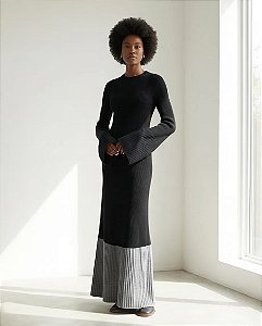 VESTIDO CANELADO EM TRICOT BICOLOR