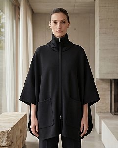 BLUSA CONFORT SOBRPOSIÇÃO EM TRICOT COM BOLSO (PRETO)