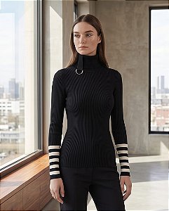 BLUSA EM TRICOT COM DET.GOLA (PRETO)