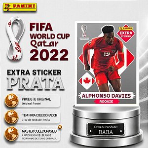 2022 Extra Rookie - Alphonso Davies Prata - Canadá - Original Panini - Copa do Mundo do Qatar 2022
