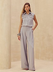 CONJUNTO BLUSA E CALÇA DETALHE METAIS