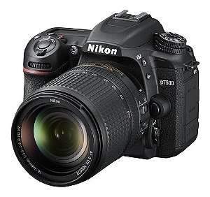 Câmera Nikon D7500 + Lente 18-140mm Ed Vr Dslr