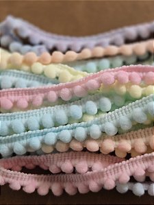 Fio de pompom matizada candy (2mts)