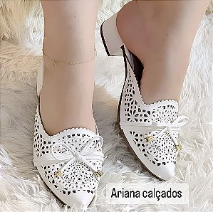 Mule Furada com Laço