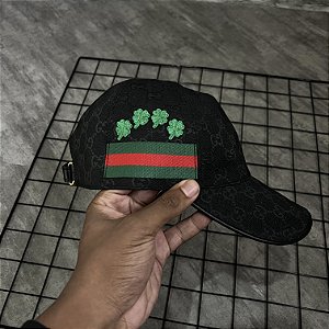 Boné World Clover Preto