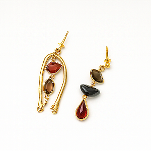 Brinco Mão de Pedras