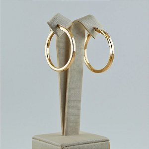 Argola de Contorno Reto em Ouro Amarelo
