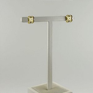 Brinco Trevo em Ouro Amarelo