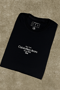 Camiseta Calvin Klein Plus Size