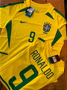 Camiseta Retro Brasil 2002