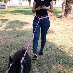 Guia de cintura Hands Free para passear com cães sem usar as mãos
