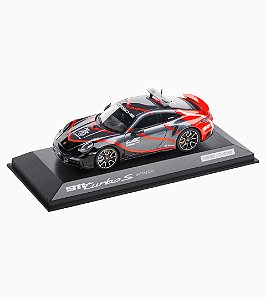 Miniatura 911 Turbo S (992) WEC Safety Car – Edição Limitada