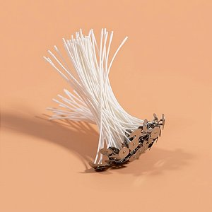 Pavio De Algodão Parafinado Com Ilhós Metálicos Para Vela - Modelo A2035 - 18cm - 2mm - 10 unidades - Rizzo