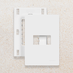 PLACA + SUPORTE - 4X2 - 1 POSTO - BRANCO -  IFINITI PLUS
