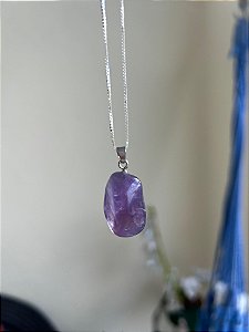 Pingente de Ametista rolado – Intuição, Calma, Conexão, Espiritualidade