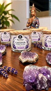 Vela de lavanda com Ametista - conexão, equilíbrio e relaxamento