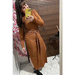 Vestido Fivela