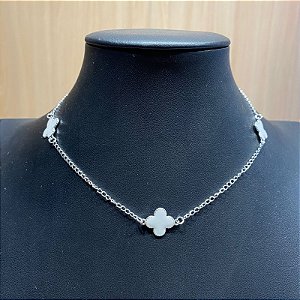 Colar Choker Trevo Prata/Branco