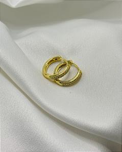 Argola Cravejada com Micro Zircônias 17mm