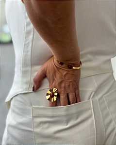 Anel Orgânico Esmaltado Cappuccino Regulável Banho Ouro 18k