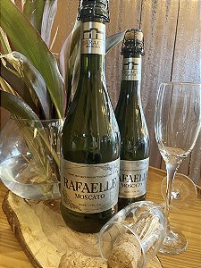 Vinho Frisante Rafaelle Suave Branco
