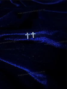 Brinco Cruz Liso 6x6mm – Prata 925