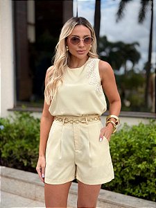 CONJUNTO SHORTS BLUSA DET BORDADO MADO