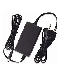 Fonte Chaveada 12v Volt 5a Amper Real Plug P4 Bivolt + Led