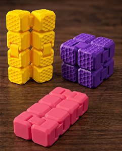 Cubo Infinito Fidget Toy 3D – Brinquedo Antiestresse Articulado e Sensorial