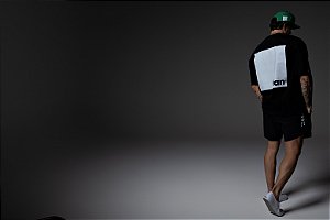 Camiseta Square Black Clan