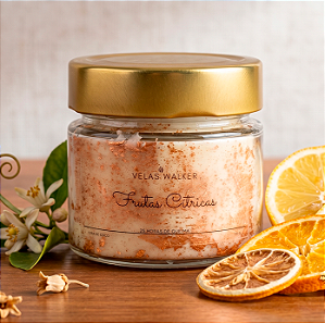 Vela Aromática de Frutas Cítricas Folheada 150g em Cera 100% Vegetal