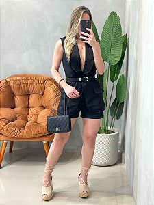 Conjunto em Alfaiataria Max Colete e Shorts com Cinto Josiane Ref. 1661