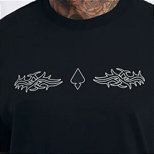Camiseta MCD Regular Tribal Preto