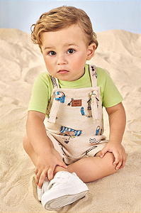 Conjunto Camiseta e Jardineira Bege e Verde Divertto