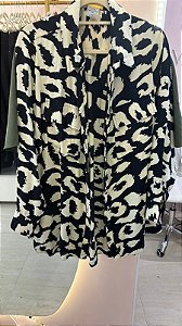 Camisa Tabata onça preta 46