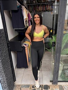 Legging Bolsos e Estampa Alto Giro