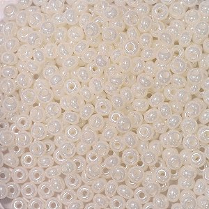 Miçanga Jablonex Transparente Perolada com miolo prata 6/0